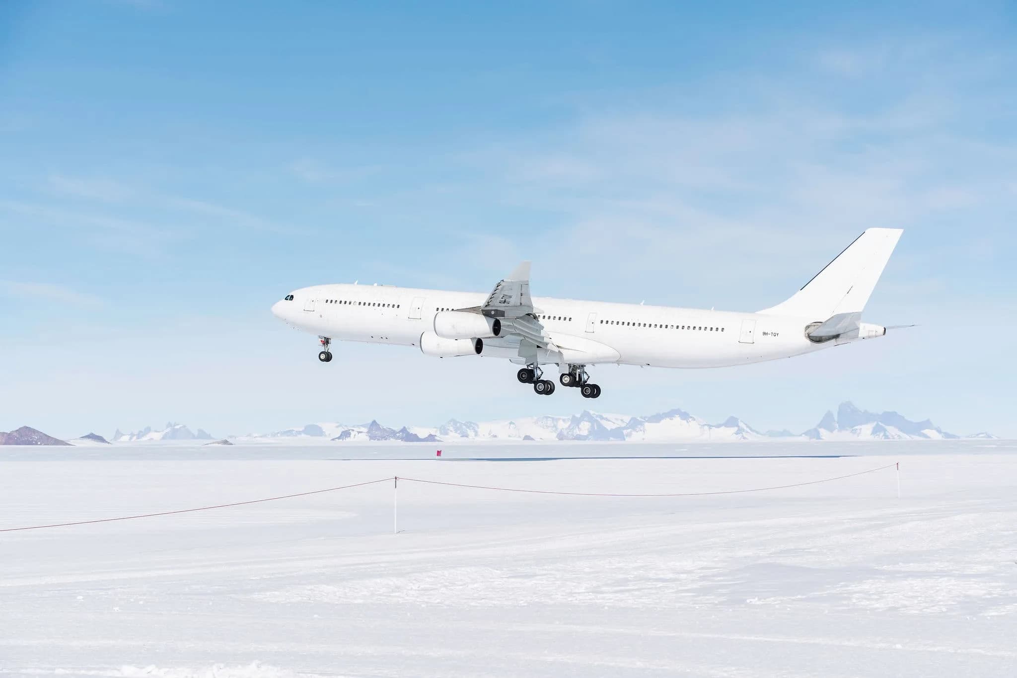 A plane approaching the Antarctic runway