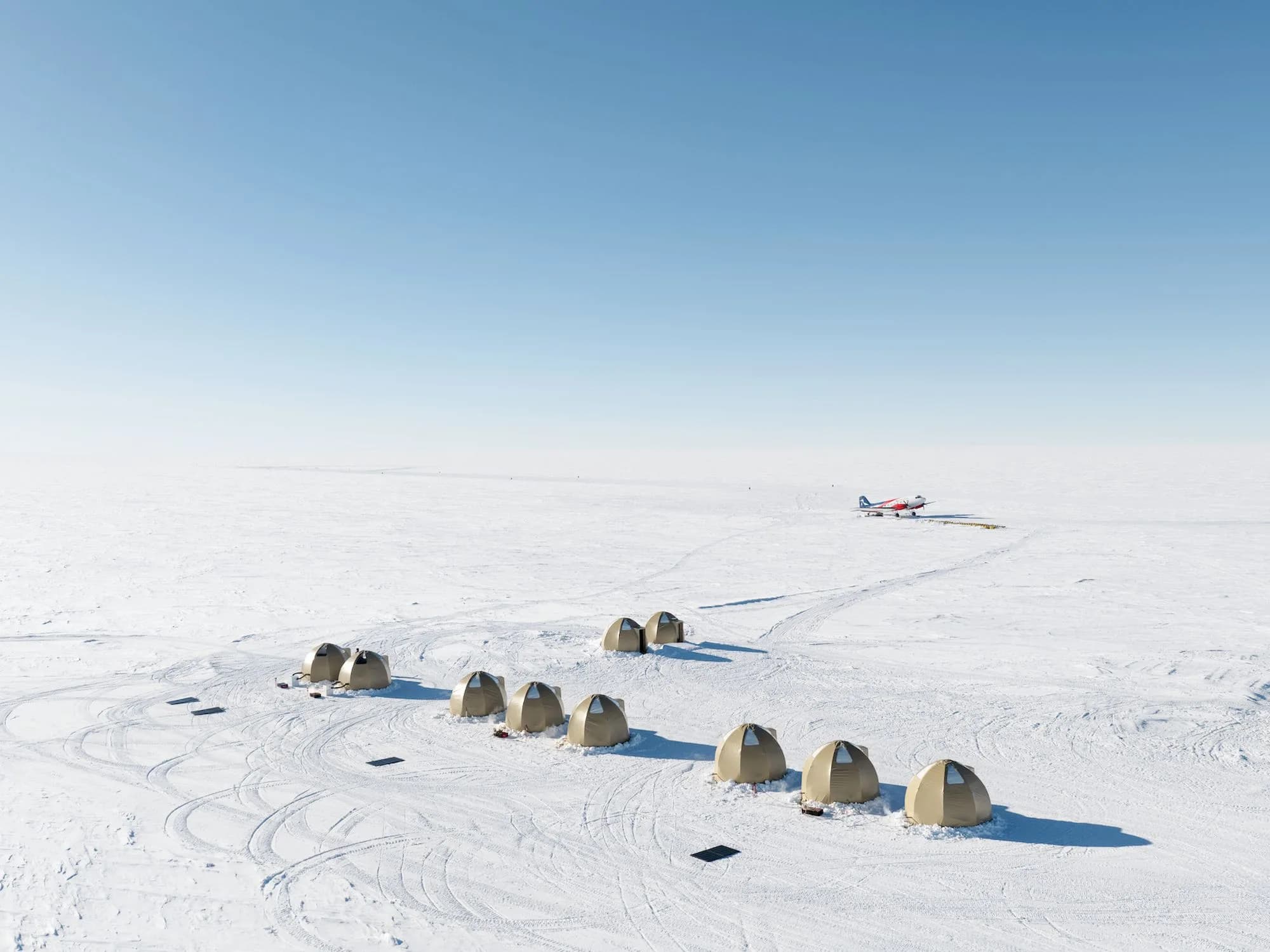 The High Polar Plateau landscape