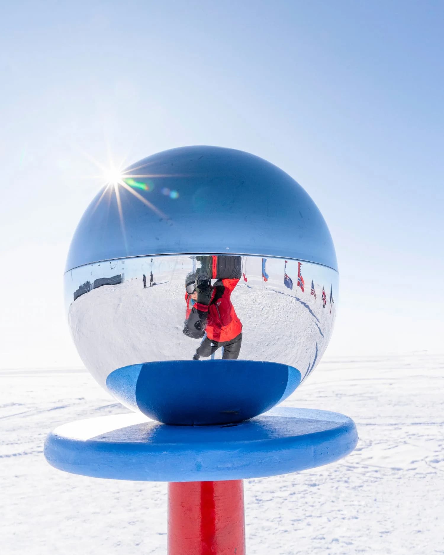 South Pole & Penguins landscape